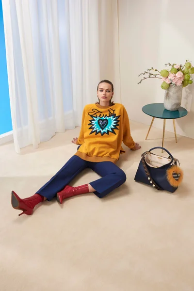 Look 32